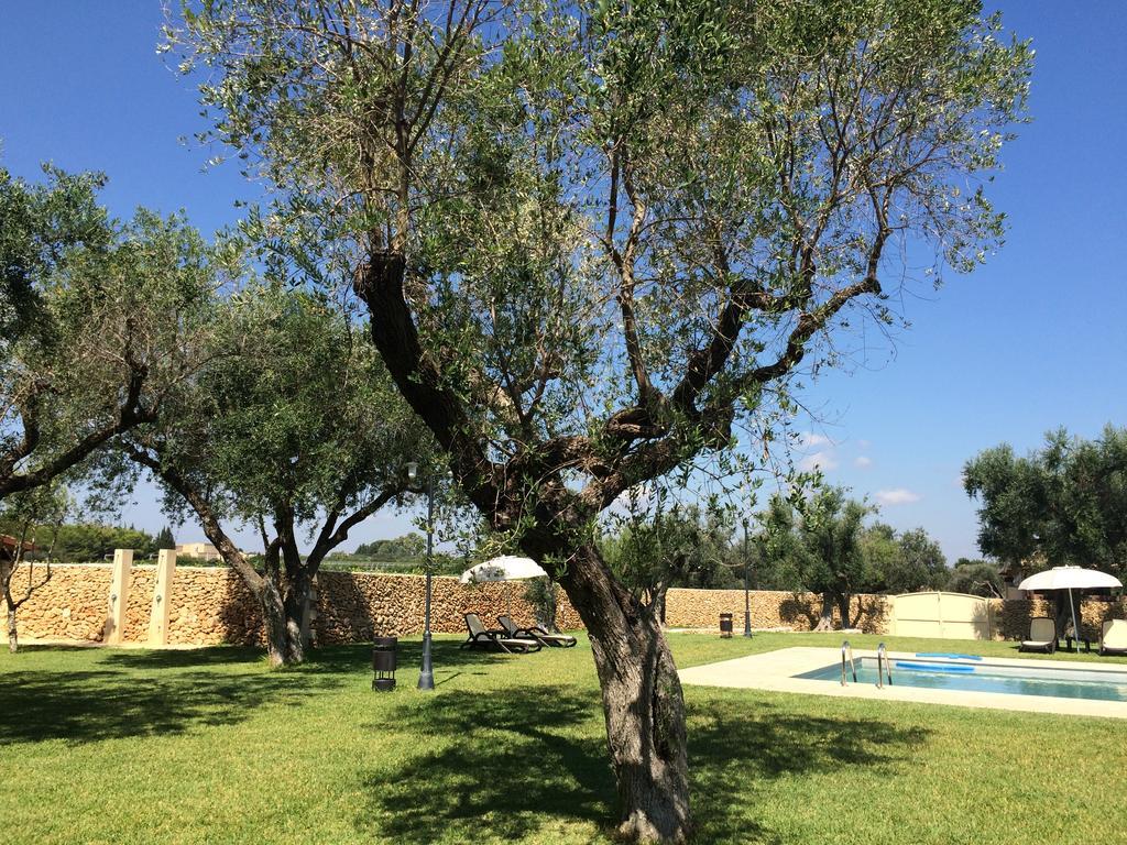 Masseria San Polo Squinzano Exterior foto